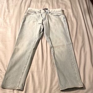 Athletic Taper Gap Jeans. Machine wash color 32x28